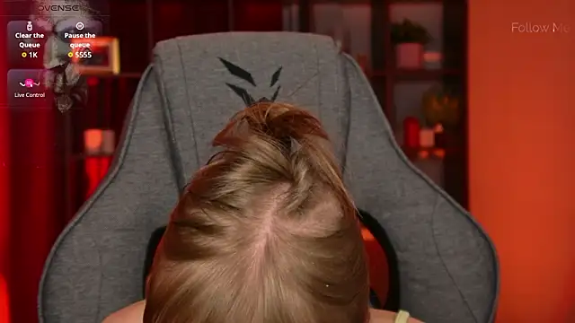 Živý XXX chat KiraMontoya