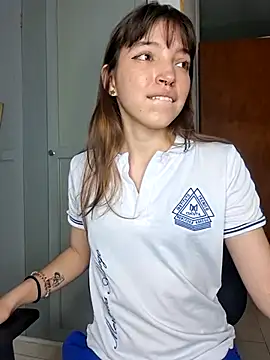 Ashly_pinkxx 现场XXX聊天