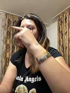 NadiraNoor Chat XXX in diretta