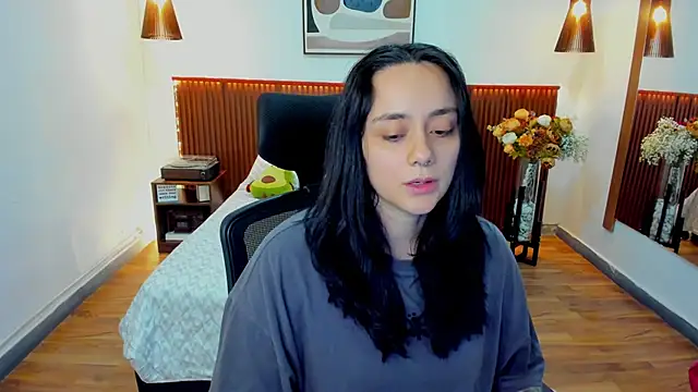 KatherineBond Chat XXX in diretta