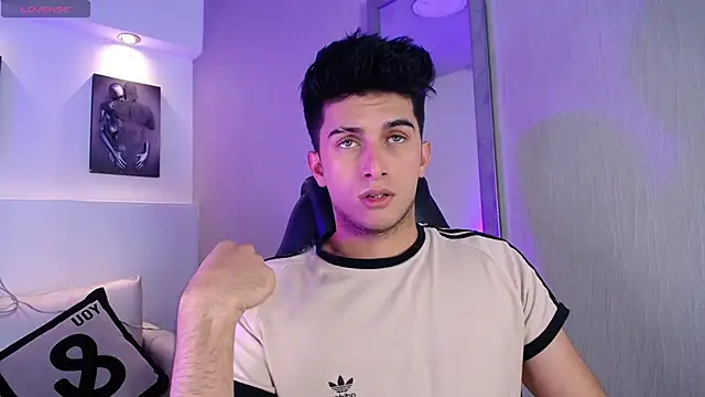 دردشة MrWilliseo الجنسية المباشرة