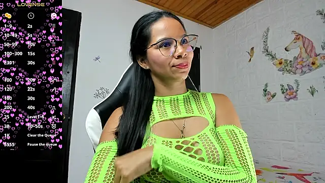 Chatroom XXX en direct de alisson_hoffman05