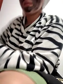 Megara_25 élő XXX-chatje