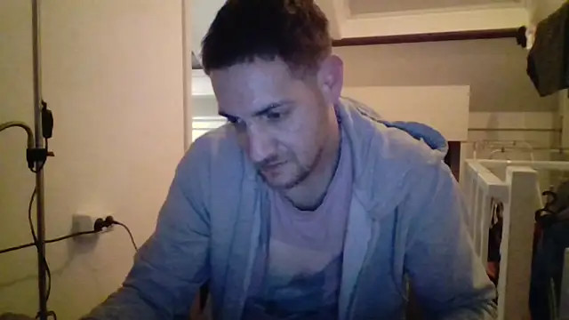 Bizzyjustin Webcam Show