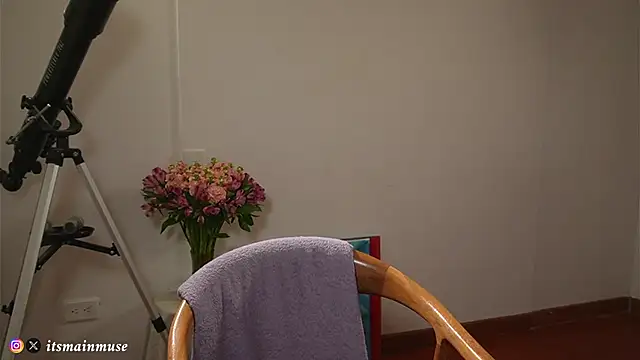 Theirismuse élő XXX-chatje