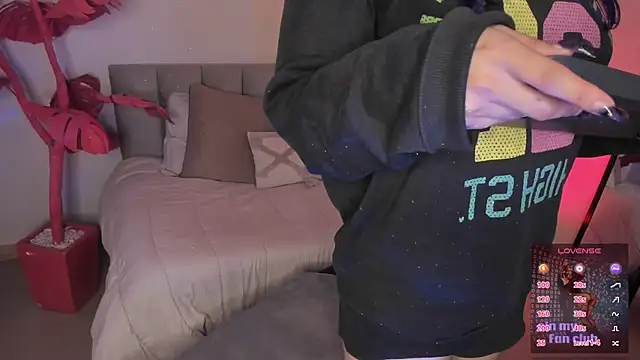 Violetta_Nur Live XXX-chat