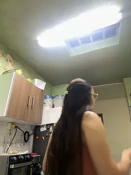 CamilaSofiia 即時 XXX 聊天