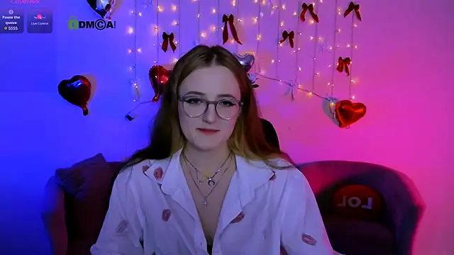 luna_berryy's Live XXX Chat