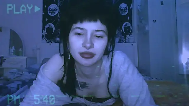 Chatroom XXX en direct de AllisonDeetz