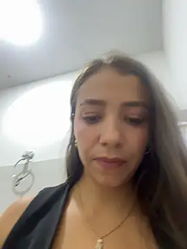 Chat XXX ao vivo de Hall_16