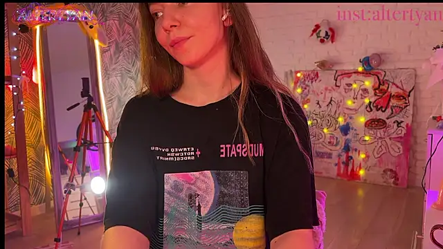 XXX chat uživo modela altertyan