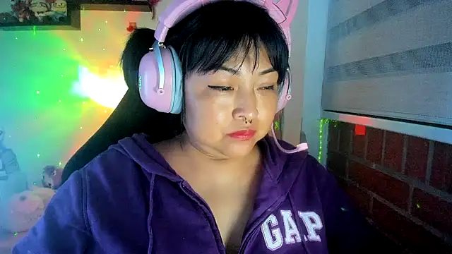 Shaddycute_'s Live XXX Chat