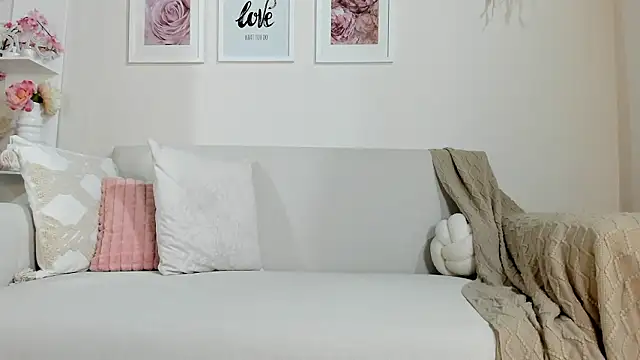 Mia_Rosee1 – Live XXX-chat