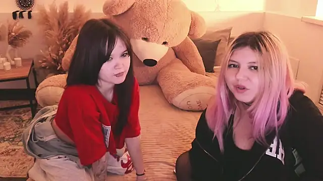 Elainebeness: απευθείας συνομιλία ΧΧΧ