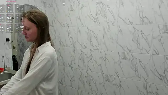 Chat +18 de SunRinglein ao vivo