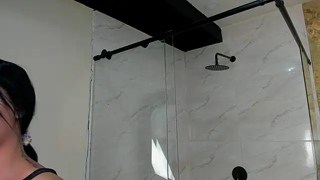 alanna_blaze's Live XXX Chat