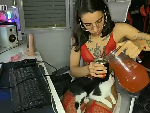 Živý XXX chat Poison_Ivy_29