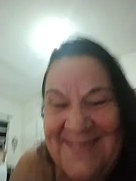 Yaya_Mineira's Live XXX Chat