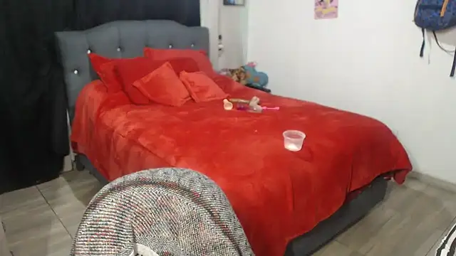 Brenda_bigtitis: онлайн-секс-чат