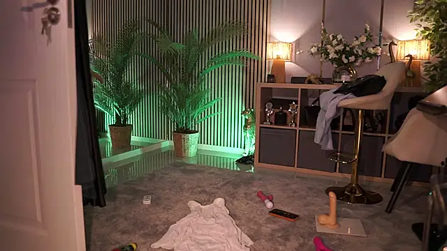 MissEmaDivine 라이브 XXX 채팅