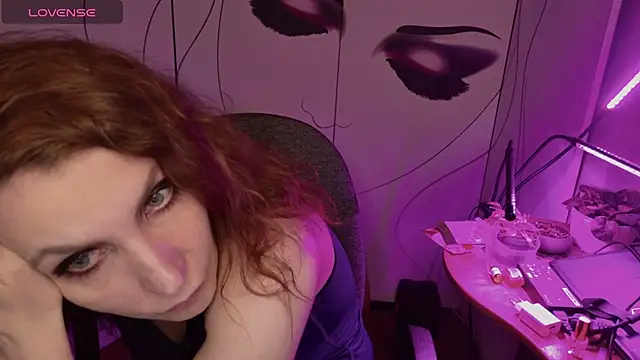 JohansonKatie: онлайн-секс-чат