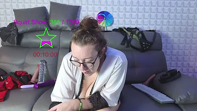 JadeStarUK Chat XXX in diretta