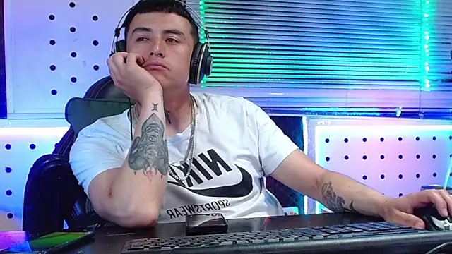 Chat XXX en directo de Godofcumxxx