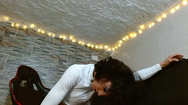 alurba666 Adlı Modelin Canlı XXX Sohbeti