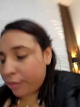 LizzRouse 라 이브 XXX 채팅