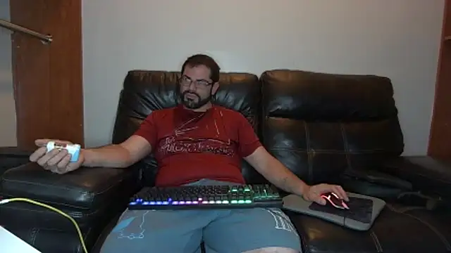 Zander823 Show in webcam