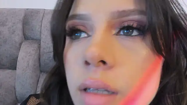 Scarlett_Skn Live XXX chat