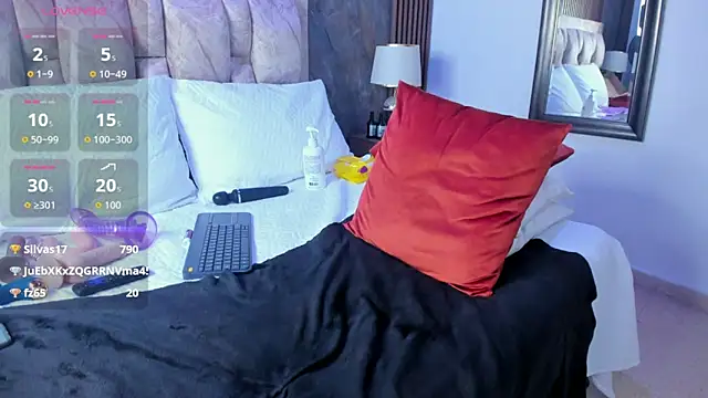 linda_cabal's Webcam Show