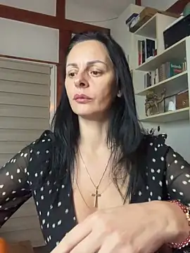 MiriamDelynのライブXXXチャット