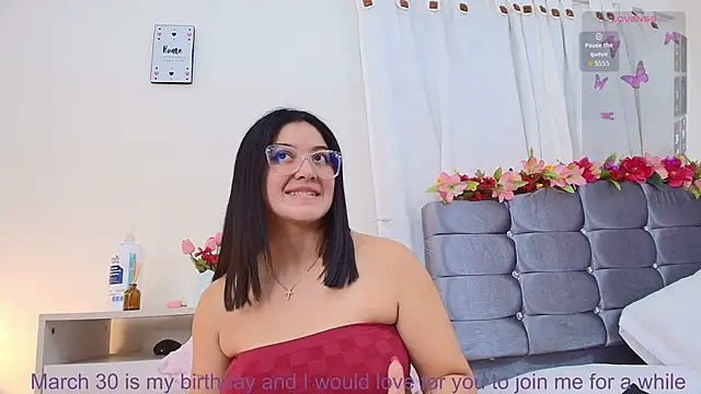 Isabella_Roses_ Live XXX-Chat