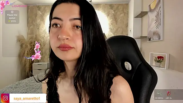 Saya_Amaretto1: онлайн-секс-чат