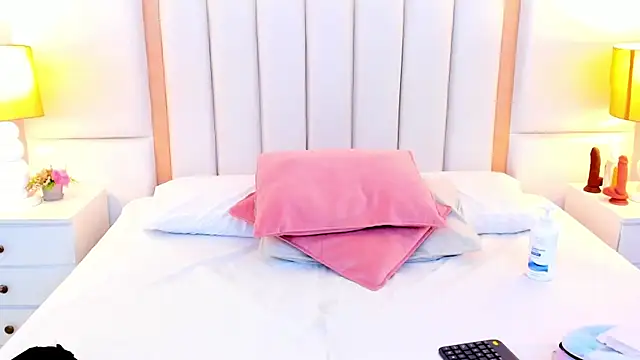 LaylaaDoll Live XXX-chat