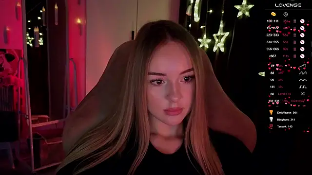 NestyzzのライブXXXチャット