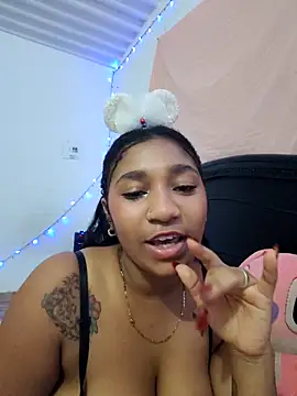 Cherly_Rogern Live XXX-Chat