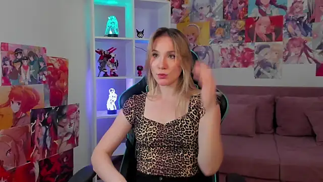 ElaraVoltage Live XXX-chat