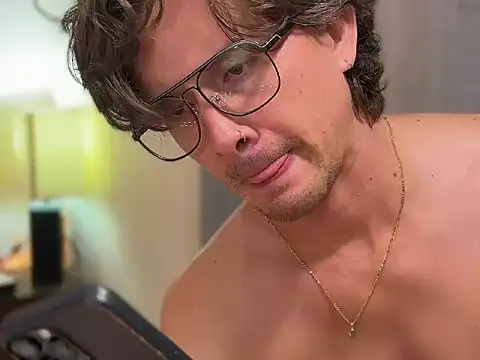 mcklister_kinky_feets 在線直播表演