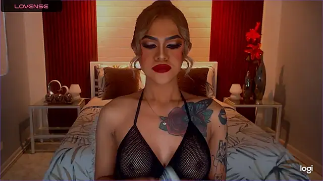 XXX chat uživo modela StellaStrong30