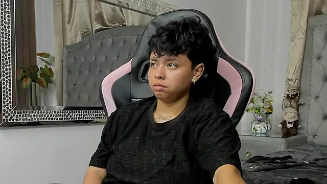 NikiEvanz Live XXX-Chat