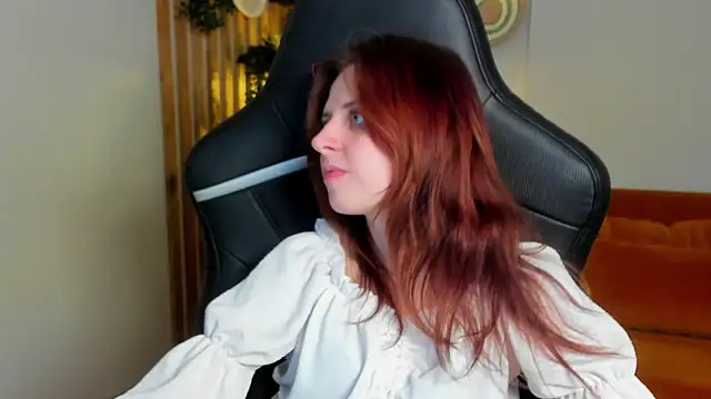 Онлайн чат XXX FreyaVey