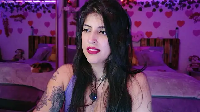 AzaharJaan Adlı Modelin Canlı XXX Sohbeti