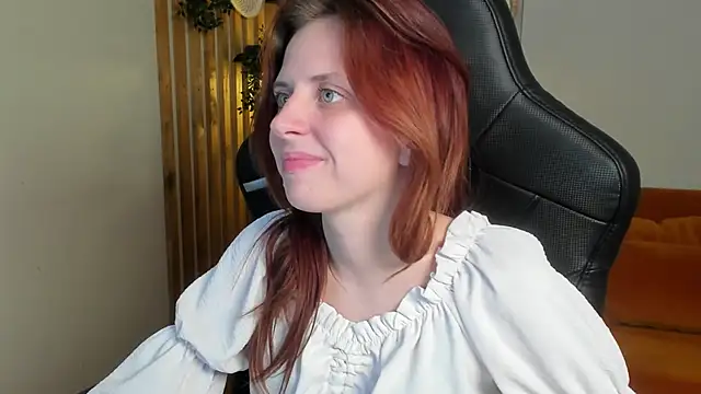 FreyaVey live XXX chat