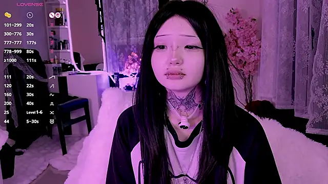 แชท XXX สดของ Lein_Bone