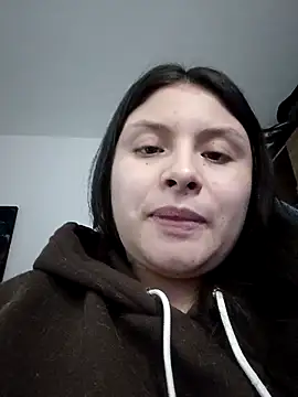 Chatroom XXX en direct de yessica_gomez01