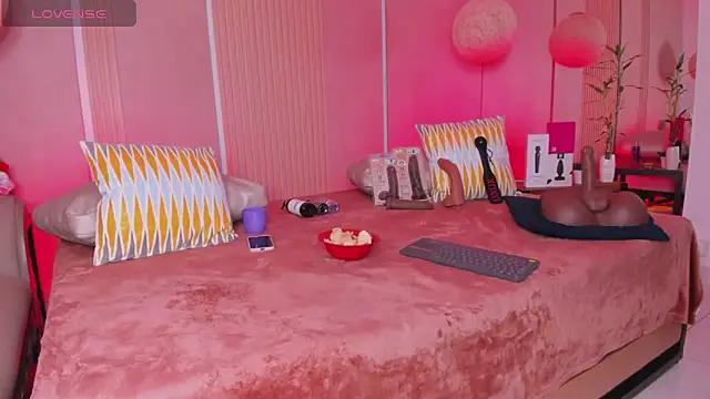 Онлайн чат XXX sabrina_shark_