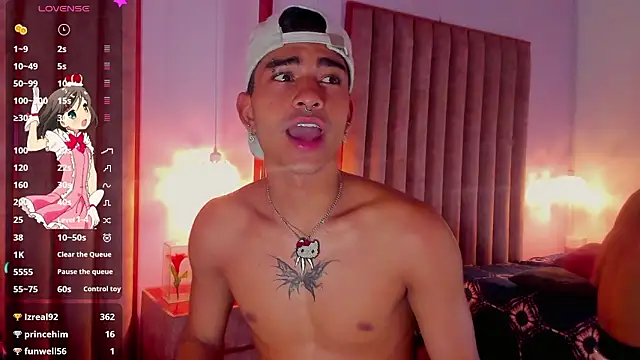 Mike_thomsonn Adlı Modelin Canlı XXX Sohbeti