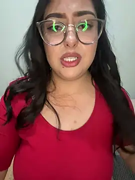 Chat XXX en directo de MileyGia